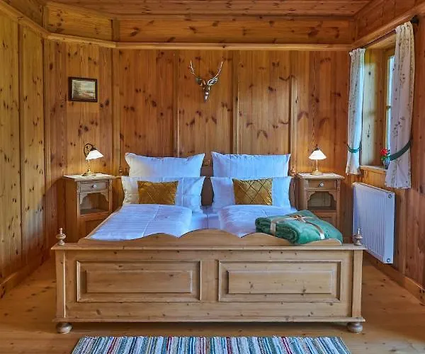 Ferienhaus Ewinger *