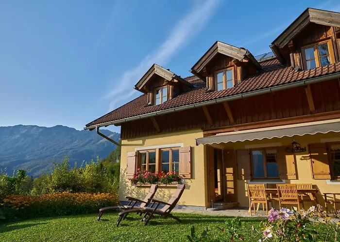 Ferienhaus Ewinger *