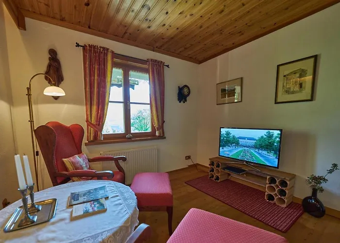 Ferienhaus Ewinger *